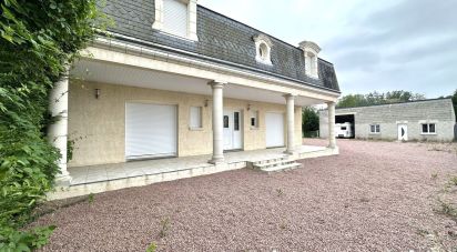 House 6 rooms of 220 m² in Saumur (49400)