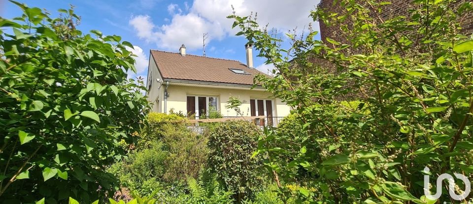 House 7 rooms of 125 m² in Mouvaux (59420)