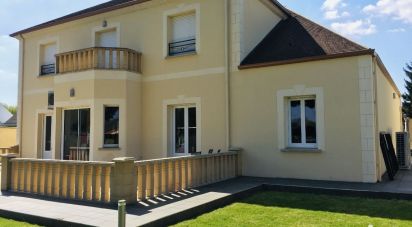 House 8 rooms of 296 m² in Cauffry (60290)