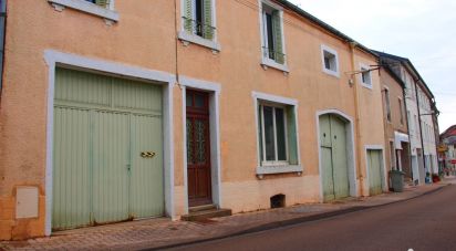 House 4 rooms of 160 m² in Bourbonne-les-Bains (52400)