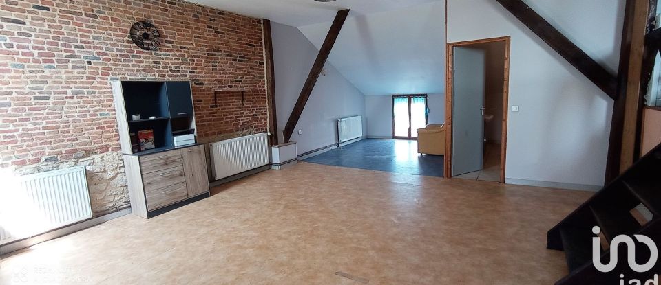 House 11 rooms of 213 m² in Wimy (02500)