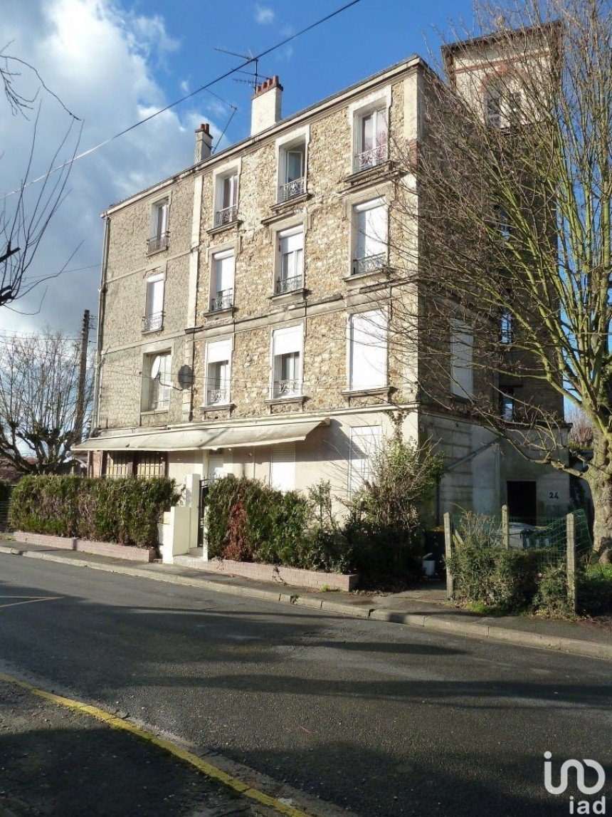 Apartment 2 rooms of 35 m² in Ézanville (95460)