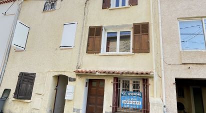House 6 rooms of 125 m² in Six-Fours-les-Plages (83140)