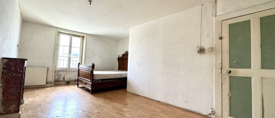 House 6 rooms of 143 m² in Saint-Léger-Magnazeix (87190)