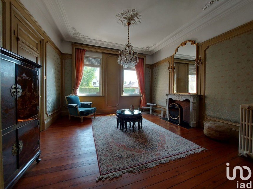 House 6 rooms of 280 m² in Flines-lez-Raches (59148)