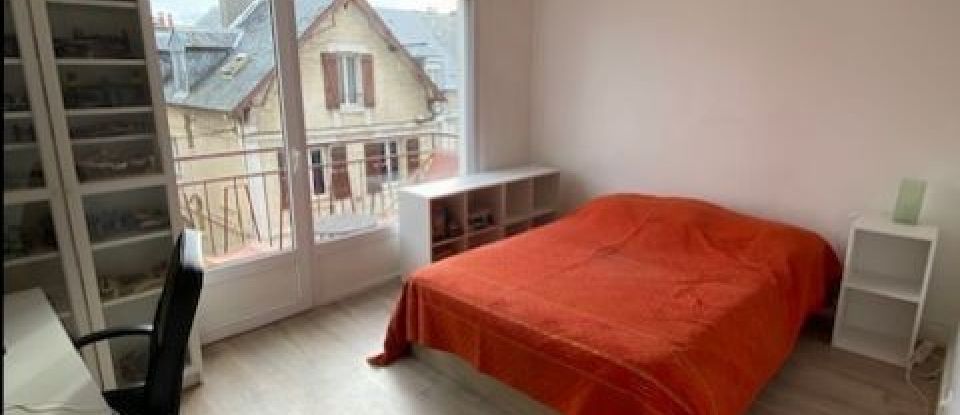 House 5 rooms of 138 m² in Trouville-sur-Mer (14360)