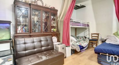 Appartement 1 pièce de 32 m² à Courbevoie (92400)