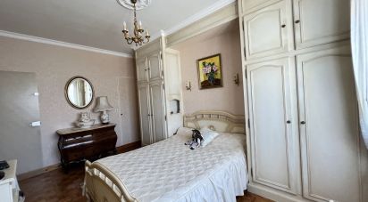 House 5 rooms of 130 m² in Nantes (44000)