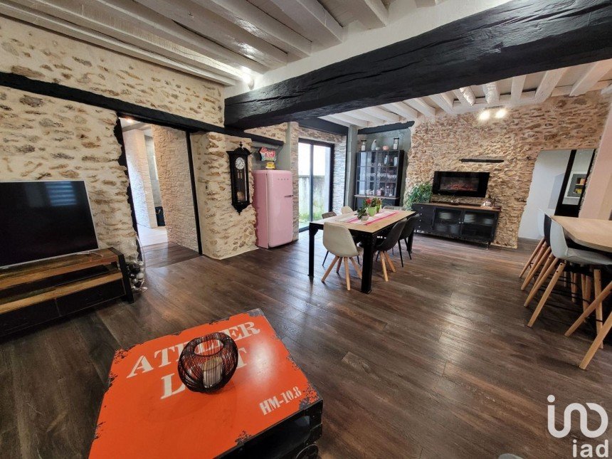 House 7 rooms of 164 m² in Chanteloup-les-Vignes (78570)