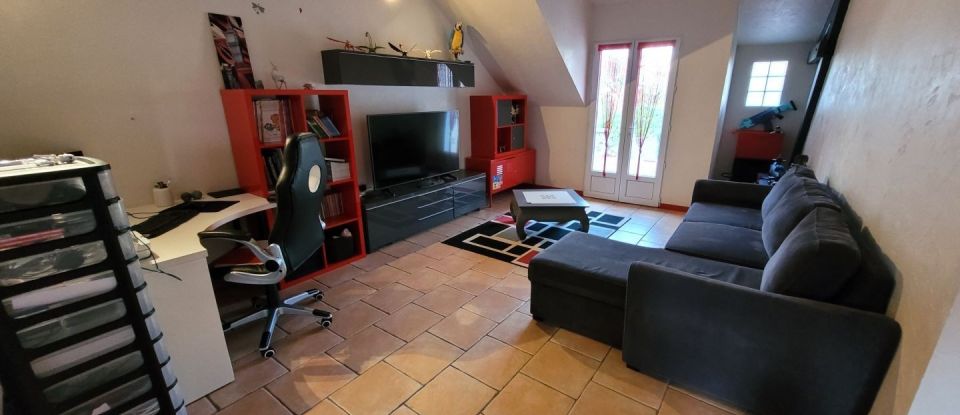 House 7 rooms of 164 m² in Chanteloup-les-Vignes (78570)
