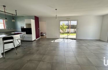 House 5 rooms of 102 m² in La Haie-Fouassière (44690)