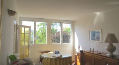 Apartment 3 rooms of 60 m² in Orly (94310)
