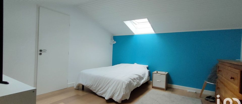 Maison 5 pièces de 137 m² à Saint-Médard-de-Guizières (33230)