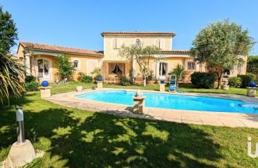 House 6 rooms of 171 m² in Valréas (84600)