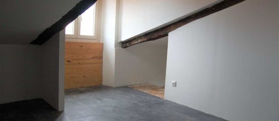 Appartement 4 pièces de 82 m² à Millau (12100)