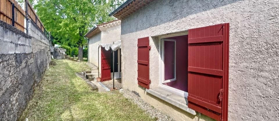 House 4 rooms of 102 m² in Montaigu-de-Quercy (82150)