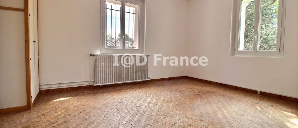 House 6 rooms of 160 m² in Allauch (13190)
