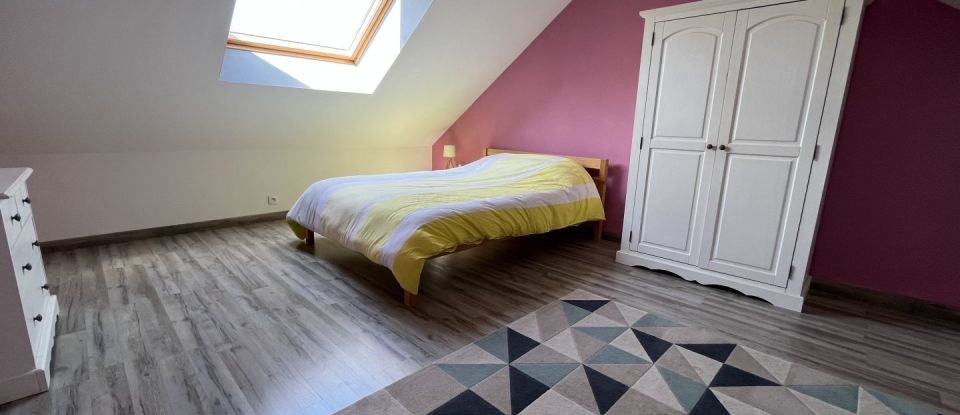 House 6 rooms of 205 m² in Dampierre-Saint-Nicolas (76510)