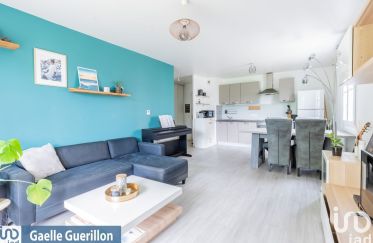 Apartment 3 rooms of 62 m² in Wissous (91320)