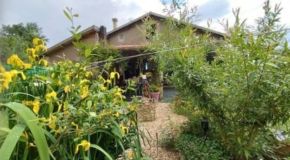 House 9 rooms of 225 m² in Margueron (33220)