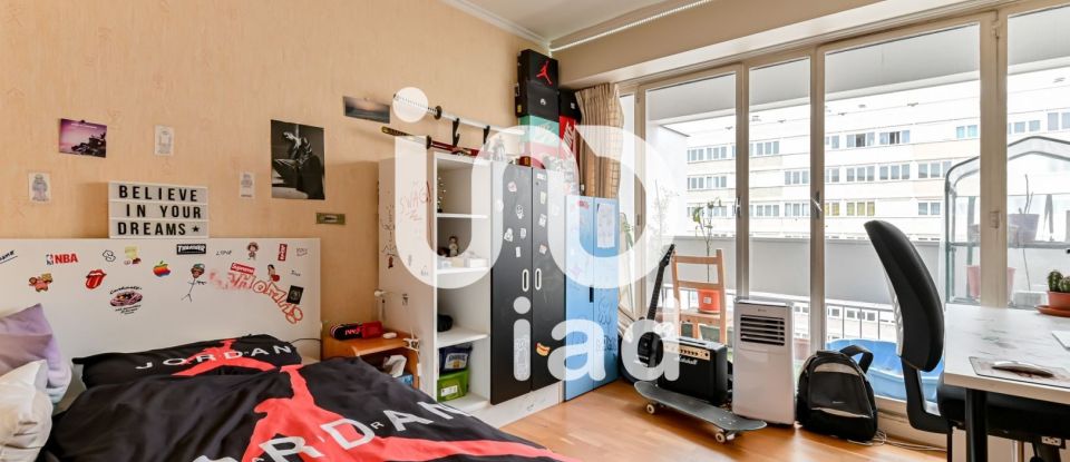 Appartement 4 pièces de 73 m² à Paris (75012)
