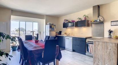 Apartment 3 rooms of 80 m² in Quiberon (56170)