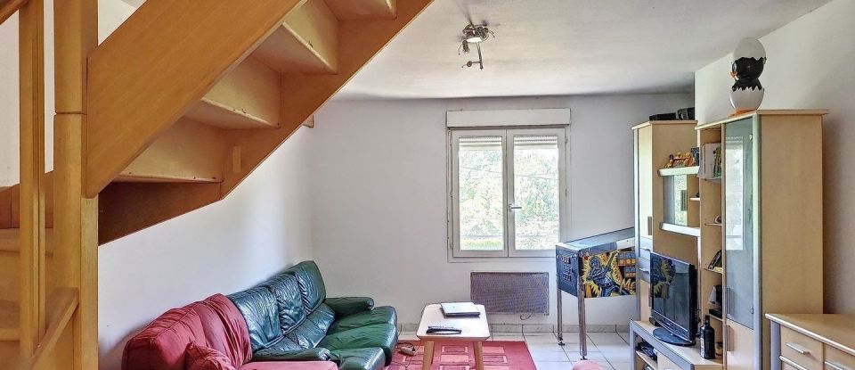 Building in Rochecorbon (37210) of 104 m²