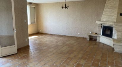 Maison 4 pièces de 160 m² à Rochefort-du-Gard (30650)