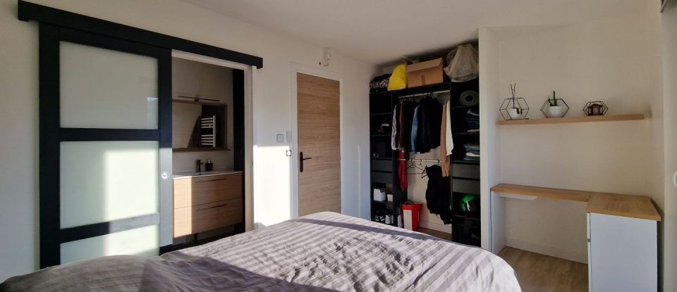 House 8 rooms of 151 m² in Pontault-Combault (77340)