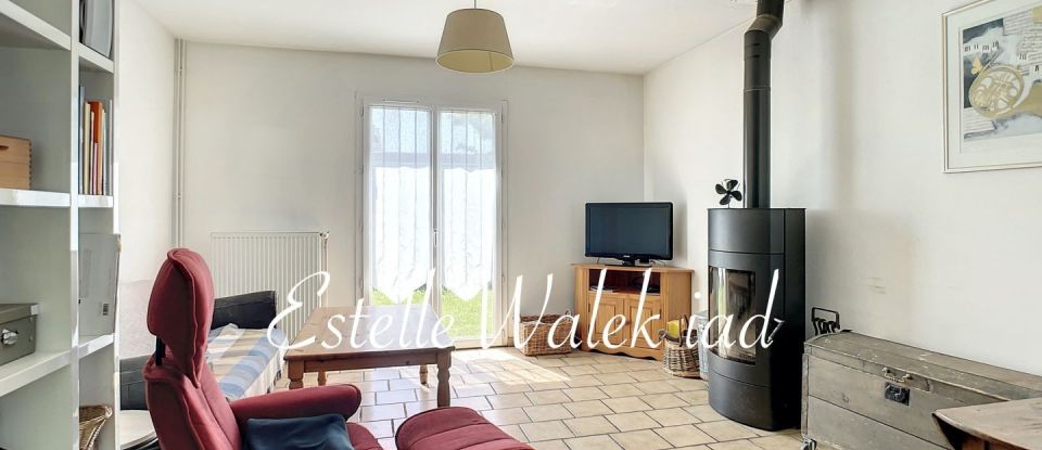 House 6 rooms of 146 m² in Sommerviller (54110)