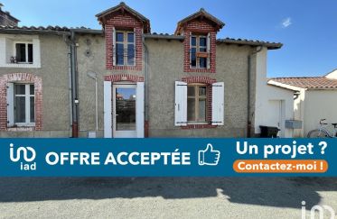 House 4 rooms of 65 m² in Sèvremont (85700)