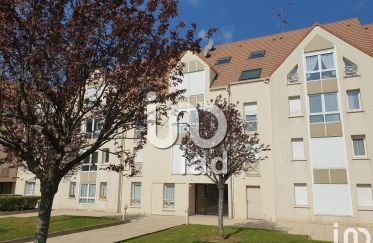 Apartment 4 rooms of 80 m² in Le Plessis-Belleville (60330)