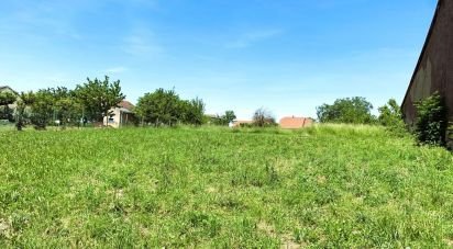 Land of 801 m² in Diffembach-lès-Hellimer (57660)