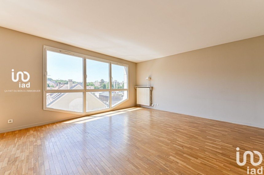 Apartment 4 rooms of 108 m² in Puteaux (92800)