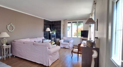 House 6 rooms of 121 m² in Guémené-Penfao (44290)