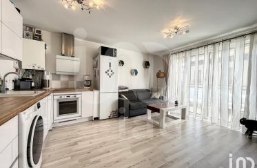Apartment 3 rooms of 50 m² in Pontault-Combault (77340)