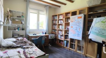 House 6 rooms of 145 m² in Auchy-lez-Orchies (59310)