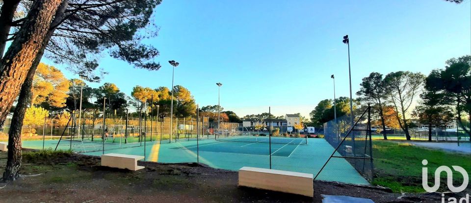 Leisure facility of 332 m² in Fréjus (83600)