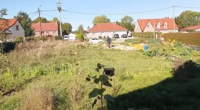 Land of 1,400 m² in Avroult (62560)