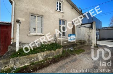 House 2 rooms of 44 m² in Blois (41000)