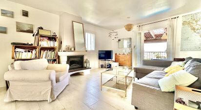 House 5 rooms of 136 m² in Fréjus (83600)