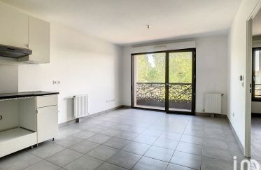 Apartment 2 rooms of 39 m² in Saint-Cyr-l'École (78210)
