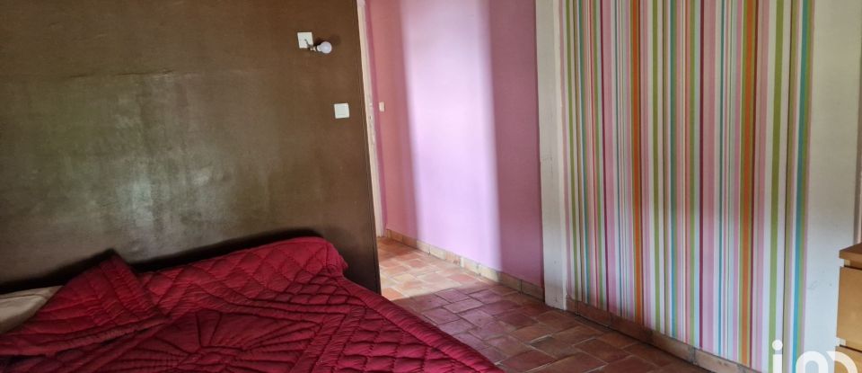 House 5 rooms of 248 m² in Montagnac-Montpezat (04500)