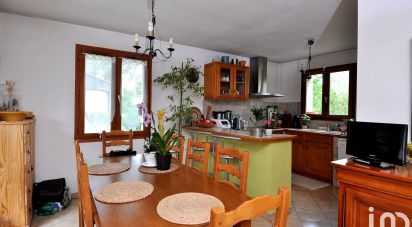 House 5 rooms of 122 m² in Langlade (30980)