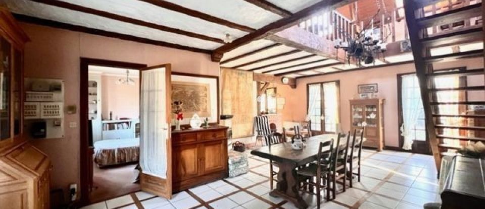 House 5 rooms of 150 m² in Marcoussis (91460)