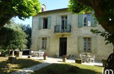 House 7 rooms of 180 m² in Tarascon (13150)