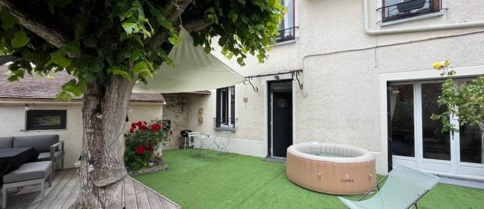 House 5 rooms of 123 m² in Savigny-le-Temple (77176)