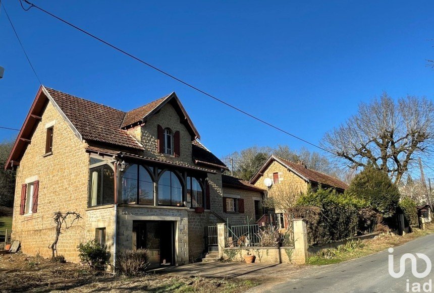 House 5 rooms of 140 m² in Vitrac (24200)