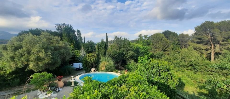 House 5 rooms of 113 m² in Vence (06140)
