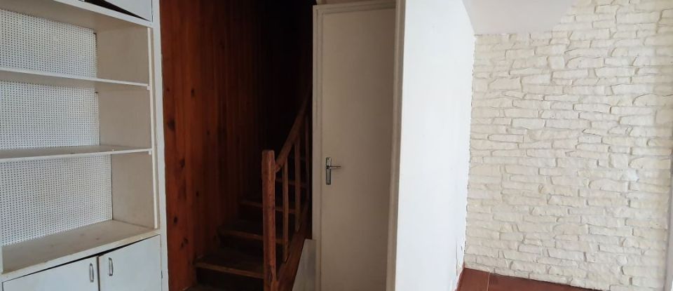 House 2 rooms of 60 m² in Thouars (79100)